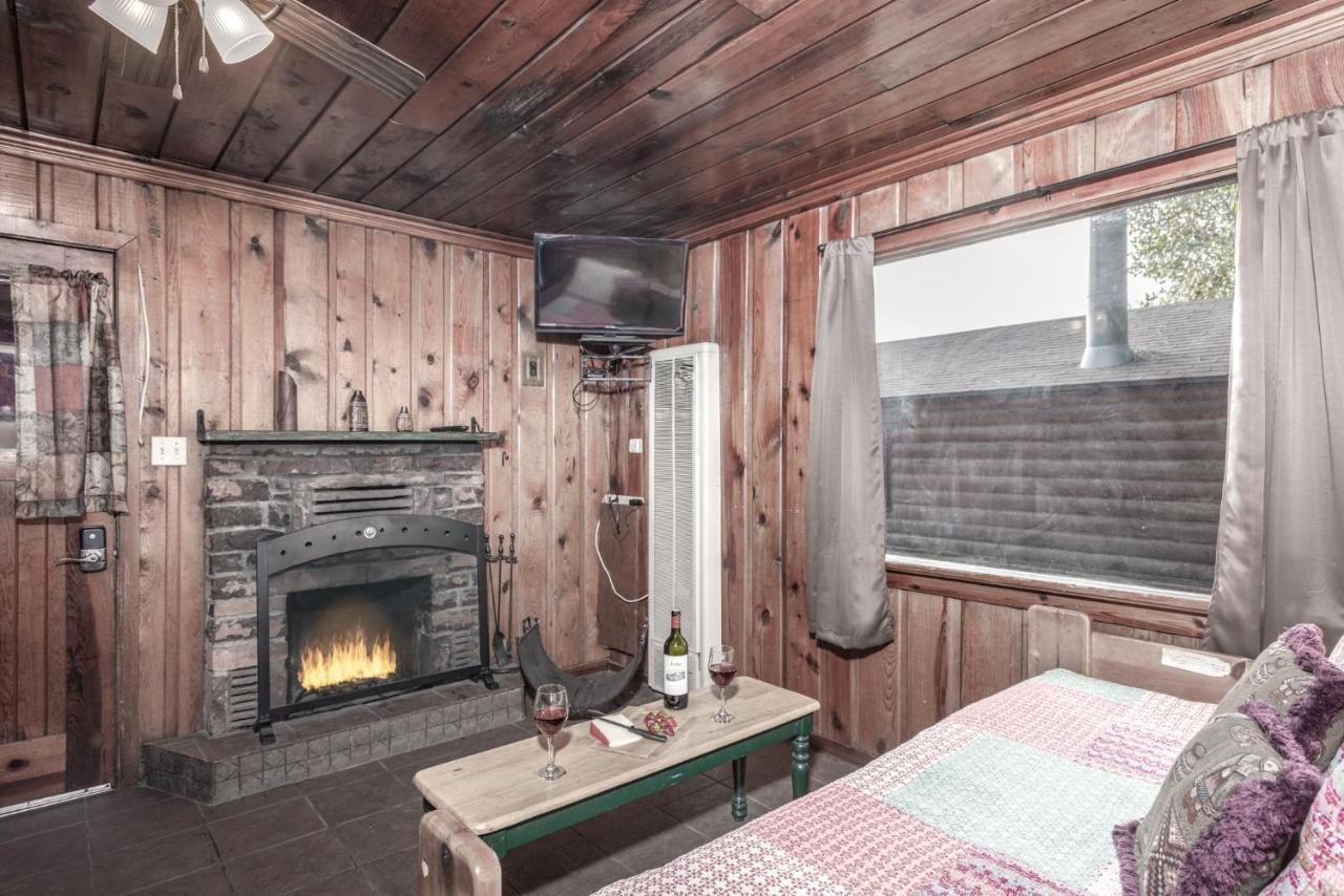Cozy Cabin, 2 Bedrooms, Fireplace, Midtown, Sleeps 5 Ruidoso Eksteriør billede